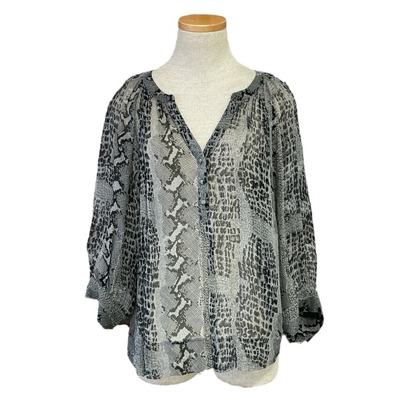 Joie Blouse Women's M Medium Grey Snakeskin Sheer Buttons Shirt Collar Top - Picture 1 of 13